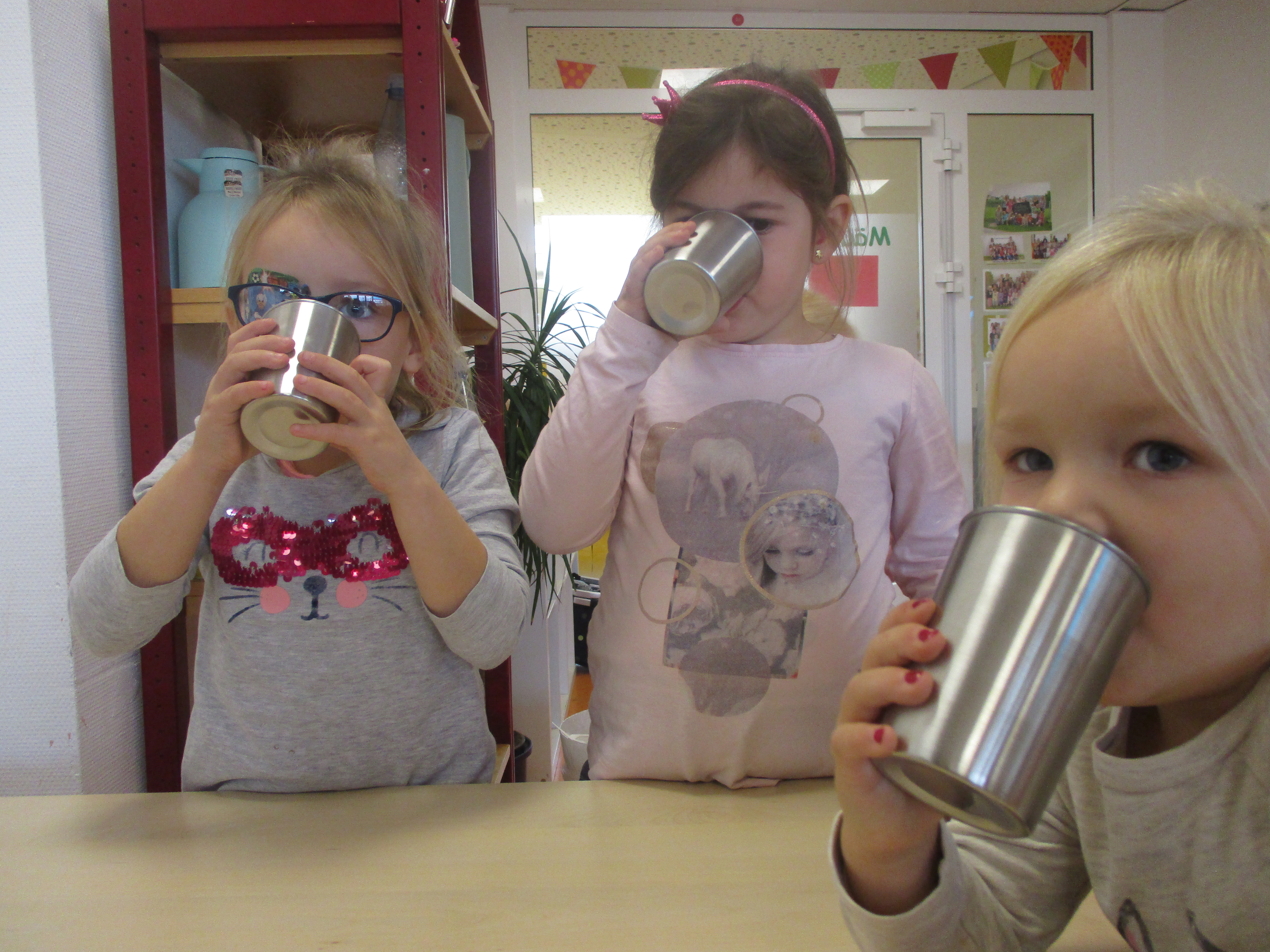 LunchBuddy Becher in der Kita Willkommen