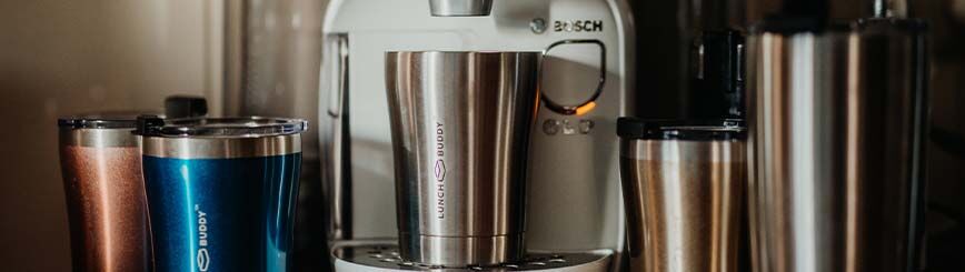 Morgens den Kaffee oder Tee aufbrühen und ihn...