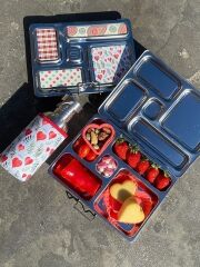 LunchBuddy Lunchbox "5 Stars" mit 5 F&auml;chern inkl. H&uuml;lle "Planeten"