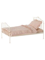 Maileg Metallbett f&uuml;r Kaninchen und Teddys (rosa)